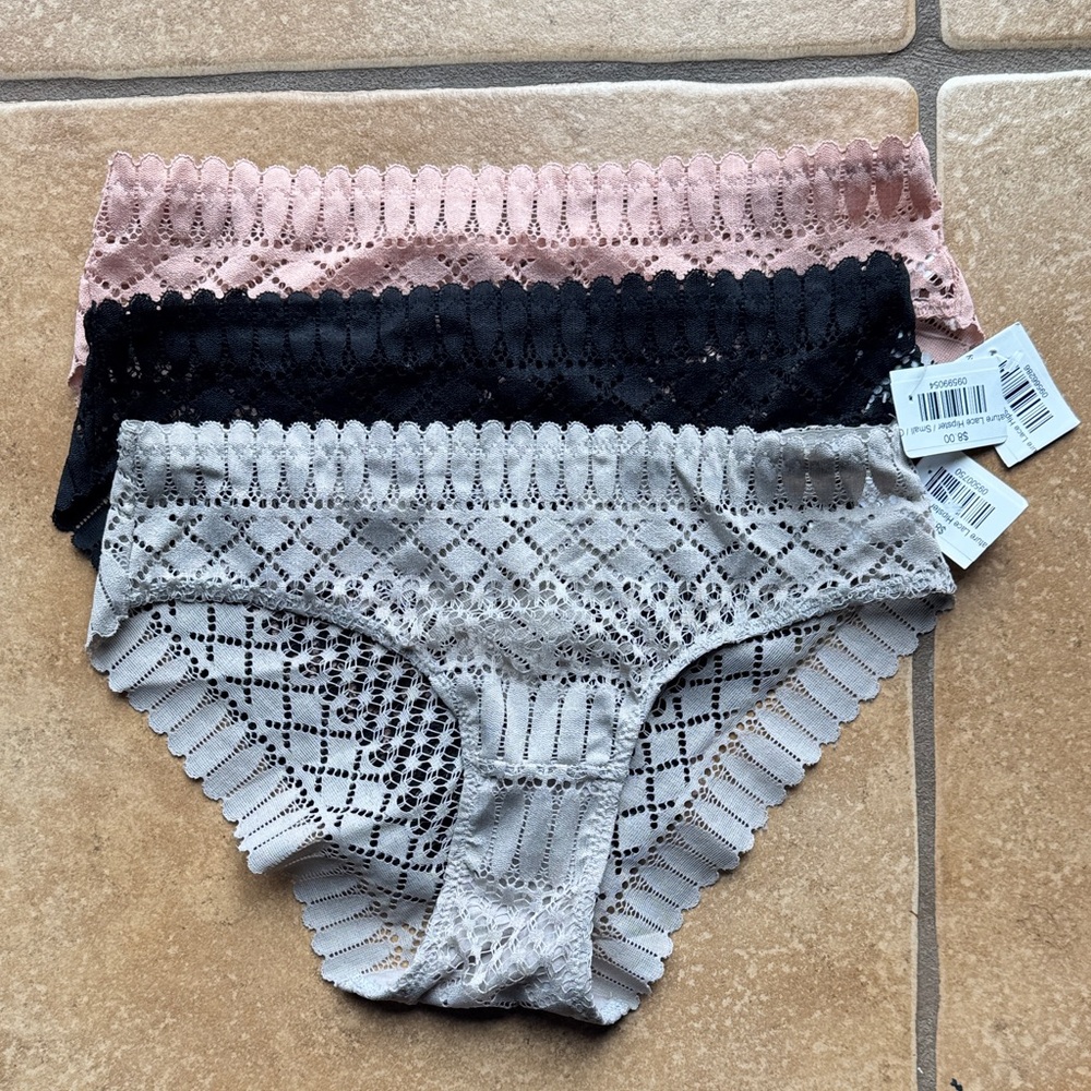 Anemone Lace Trim Panties - Black, Pink, Gray